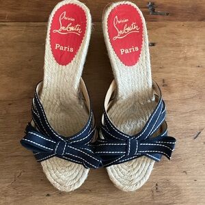 Christian Louboutin Espradille wedge
Sz39